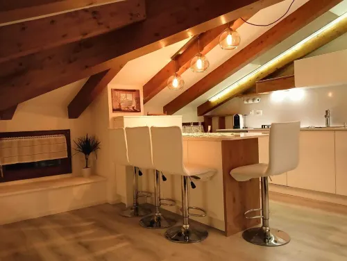 Elegant attic with Dolomites view, relaxation and nature in Levico Terme. Hotels in Levico Terme