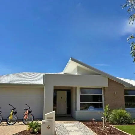 Yarrawonga by Twin Palms - Luxury Family Retreat
