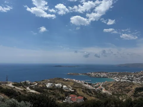 Charming 1-bedroom house in delightful Andros with WiFi, AC, endless views