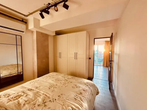 2 bedroom beachside 13th Floor Apartment