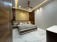 Luxury 3bhk villa perfect for families and friends with a rooftop party hall Hotels in 