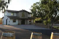 Quain 2+ Bedroom Wine Country Casita w/ Amenities