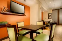 Hampton Inn Pampa - breakfast