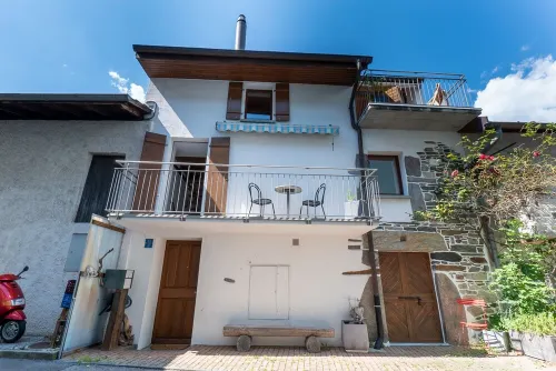 Romantic Gioiello in the village center of Loro Hotels in Bellinzona