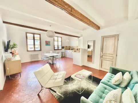 3 bedroom apartment in aix-en-provence