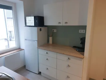 Studio n° 1 Clos saint-Genest Отели в г. Манза