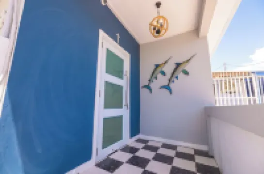 Deymar Front Beach House