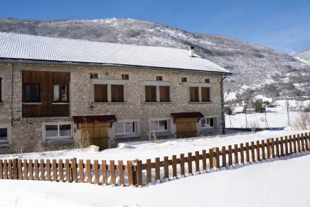 Gîte Les Espelines Pour 15 Personnes à Vassieux en Vercors Отели в г. Васьё-ан-Веркор