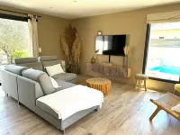 Charming villa with pool in Bonifacio