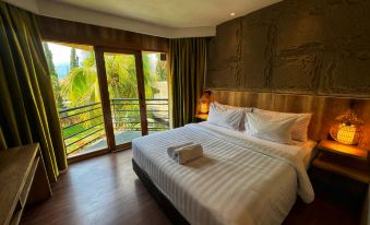 Villa 4-Br Klub Bunga No. 8 Batu Malang