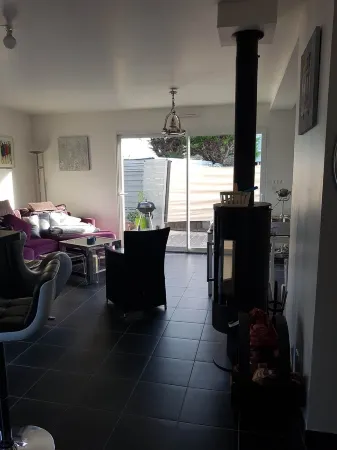 House 1 minute from the beach