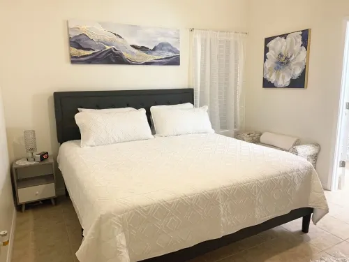 Charming 2-bedroom apartment a stone’s’ throw away from best casino in Texas.