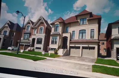 The Elegance Of The Home And Neighborhood. Close to Restaurants, Shops, Downtown Hotels near Hillary House National Historic Site