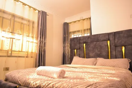 4 bedroom furnished apartment with private garden in Nakuru, Kenya Отели в г. Ронгай