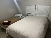 House with pool 15 minutes from the beach!