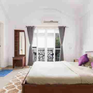 8BHK Luxury villa with 2pvt pool Rooms