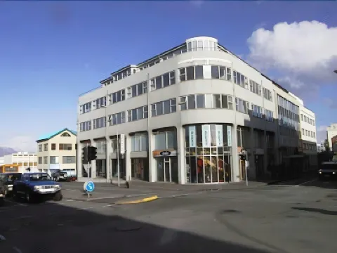 101旅館 Gallery Gallera附近的飯店