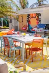 Gulf Coast Beach Retreat.  Pool & Sauna, Cold Plunge, Short Walk to Beach. - Wifi