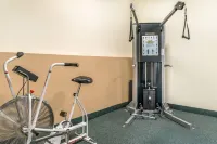 Quality Inn & Suites Next to the Casino - Gym