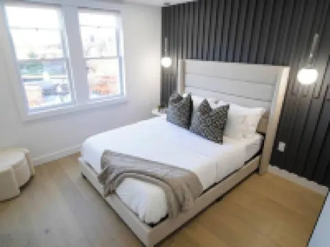 Miami styled living - Min to NYC Hotels in Edgewater