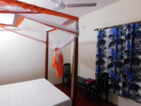 SECOND HOME WITH ONLY 5MINS WALK TO THE BEACH