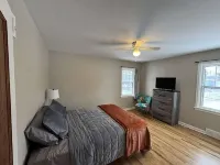 Newly remodeled 2-bedroom house with WiFi, conveniently located in Great Falls