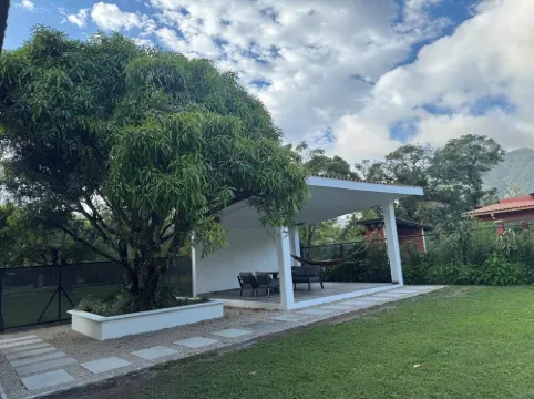 Spacious mountain villa with 5 bedrooms and brand new AC 埃爾巴耶酒店