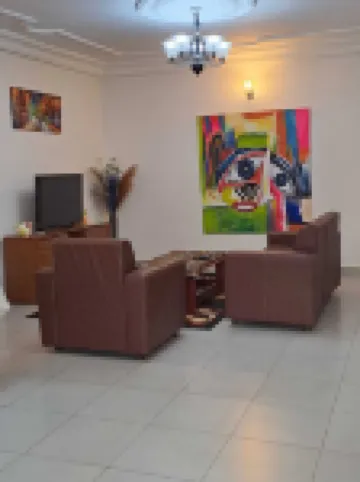 Super Appt Meublée Chic Standing à Odza Brigade Yaoundé