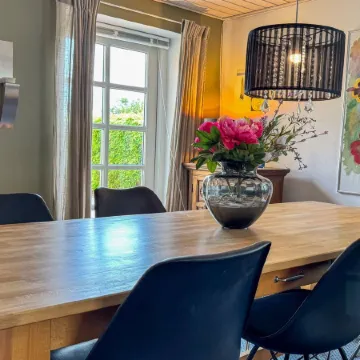 "Elza" - 2.5km from the sea