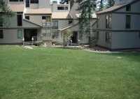 Spacious 4-bedroom condo with WiFi, fitness room in charming Kings Beach