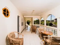 Villa Near Falmouth Jamaica799/Night up to 15 Guest. Hotels in Falmouth