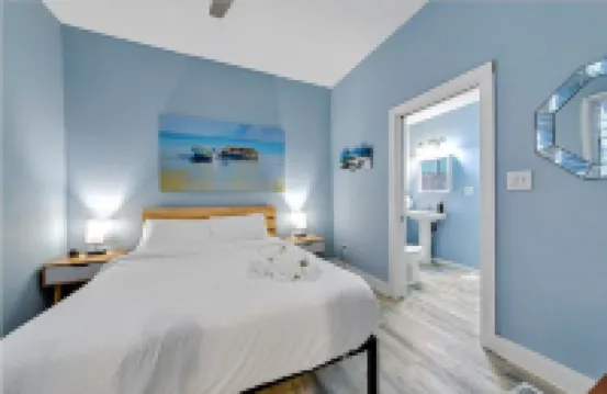 Free Parking - Convention - Short North - Free Parking - Queen Bed