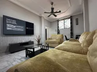 Modern 2-Bedroom Apartment Near Beach - Rose Villa Accra Suite G2 Hotels in Gbawe
