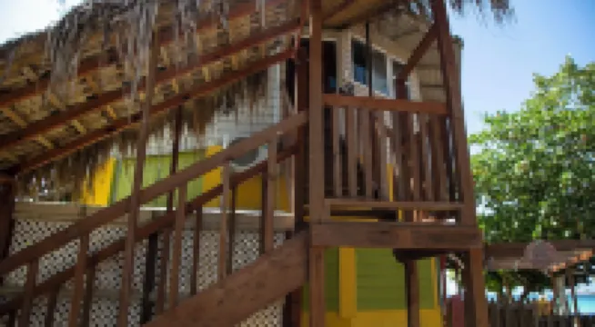 Best Days at XYE Resort 奧蘭治灣酒店