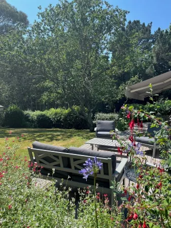 Family home in quiet hamlet Отели рядом с достопримечательностью «Chapelle Saint Philibert»