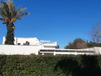 Elegant and comfortable apartment with terrace and swimming pool