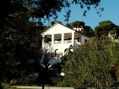 Bright new apartment Các khách sạn ở Arenys de Munt