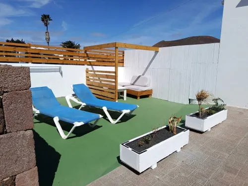 Ideal apartment to disconnect and see the real volcanic nature. Hotels in Conil