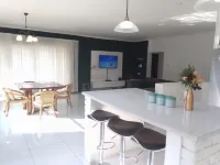 A Cozy Selfcatering Apartment, 5Min dr to the Center and 7Mins to the Rainforest