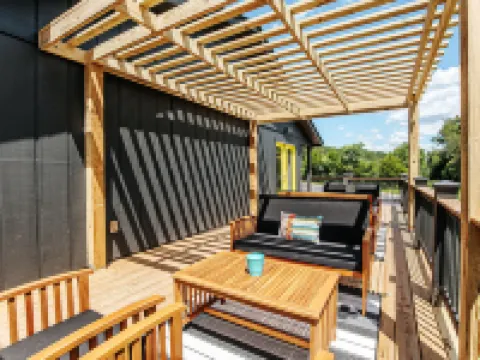 Basecamp151 Hotels in Nelson County