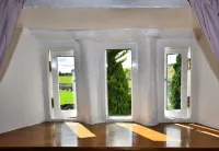 Idle for walking. In the centre of the 3peaks