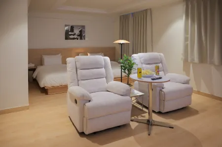 FromH Ace Hotel by Aank Daejeon Yuseong Отели рядом с достопримечательностью «Экспо-парк»