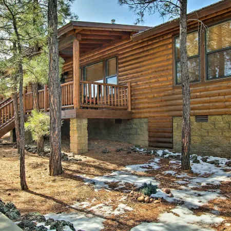 3 Mi to Dtwn: Show Low Retreat w/ 2 Decks