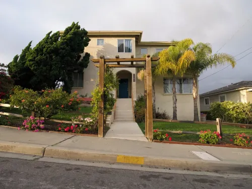 Luxury 5Br Private Pool Home w/ Panoramic Ocean Bay & City Views – Sleeps 12+
