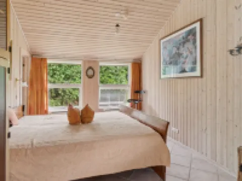 "Brunman" - 10m to the Fjord