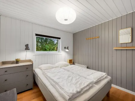 "Jerrit" - 1.4km from the Sea