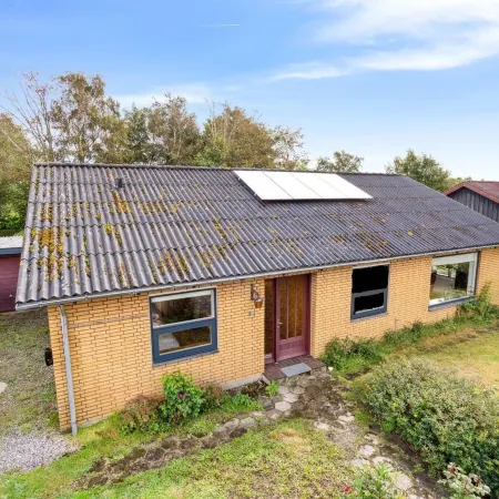 "Magh" - 9.8km from the Sea