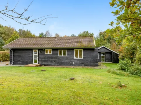 "Siiri" - 28km from the Sea