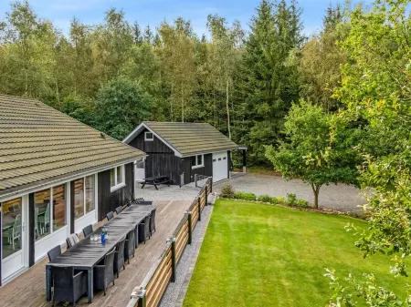 "Vicente" - 14km to the Fjord Отели в г. Ars