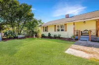 Firefly Hideaway Near Riverwalk Hotels in North Augusta